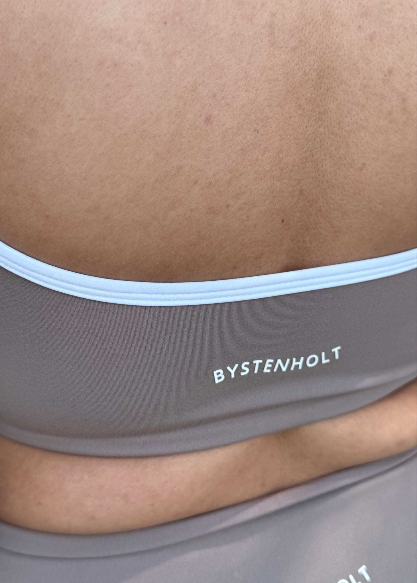 Active Strap Top - Beige - ByStenholt.dk