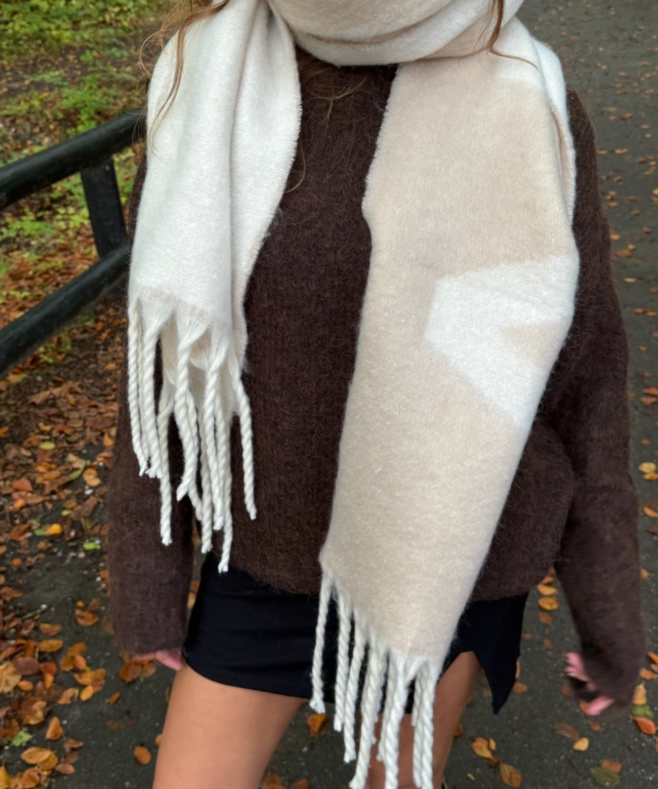 Amour Tørklæde - Beige - ByStenholt.dk