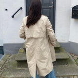 Lang Trenchcoat - Creme - ByStenholt.dk