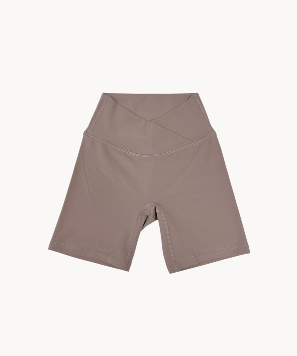 Active Wrap Shorts - Beige - ByStenholt.dk