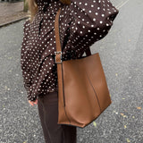 Amara Jakke med Polkaprikker - Brun/Hvid - ByStenholt.dk