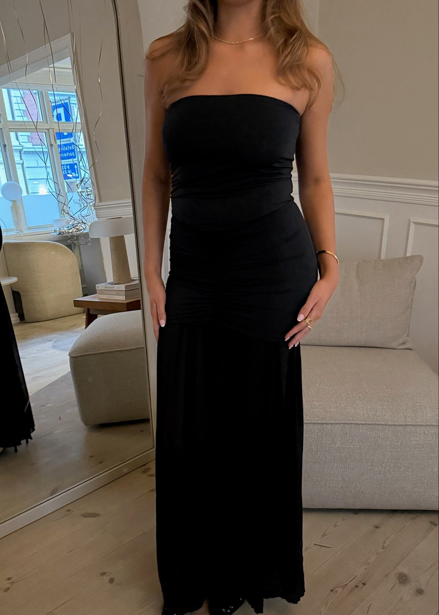 Aura Mesh Maxi Kjole - Sort - ByStenholt.dk