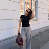 Basic Ribbet T-shirt - Sort - ByStenholt.dk