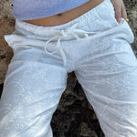 Broderet Low Waist Bukser - Hvid - ByStenholt.dk