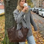 Caro Shopper Taske - Mørkebrun - ByStenholt.dk