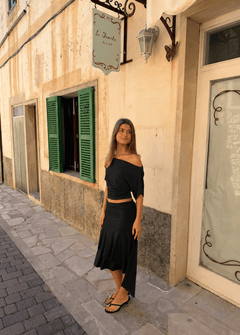 Clara Waisted Top + Aia Nederdel Sæt - Sort - ByStenholt.dk