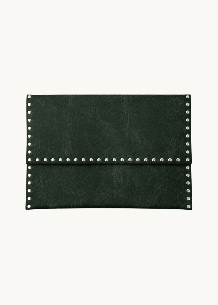 Ea Computer Sleeve "13 med Nitter - Mørkegrøn - ByStenholt.dk