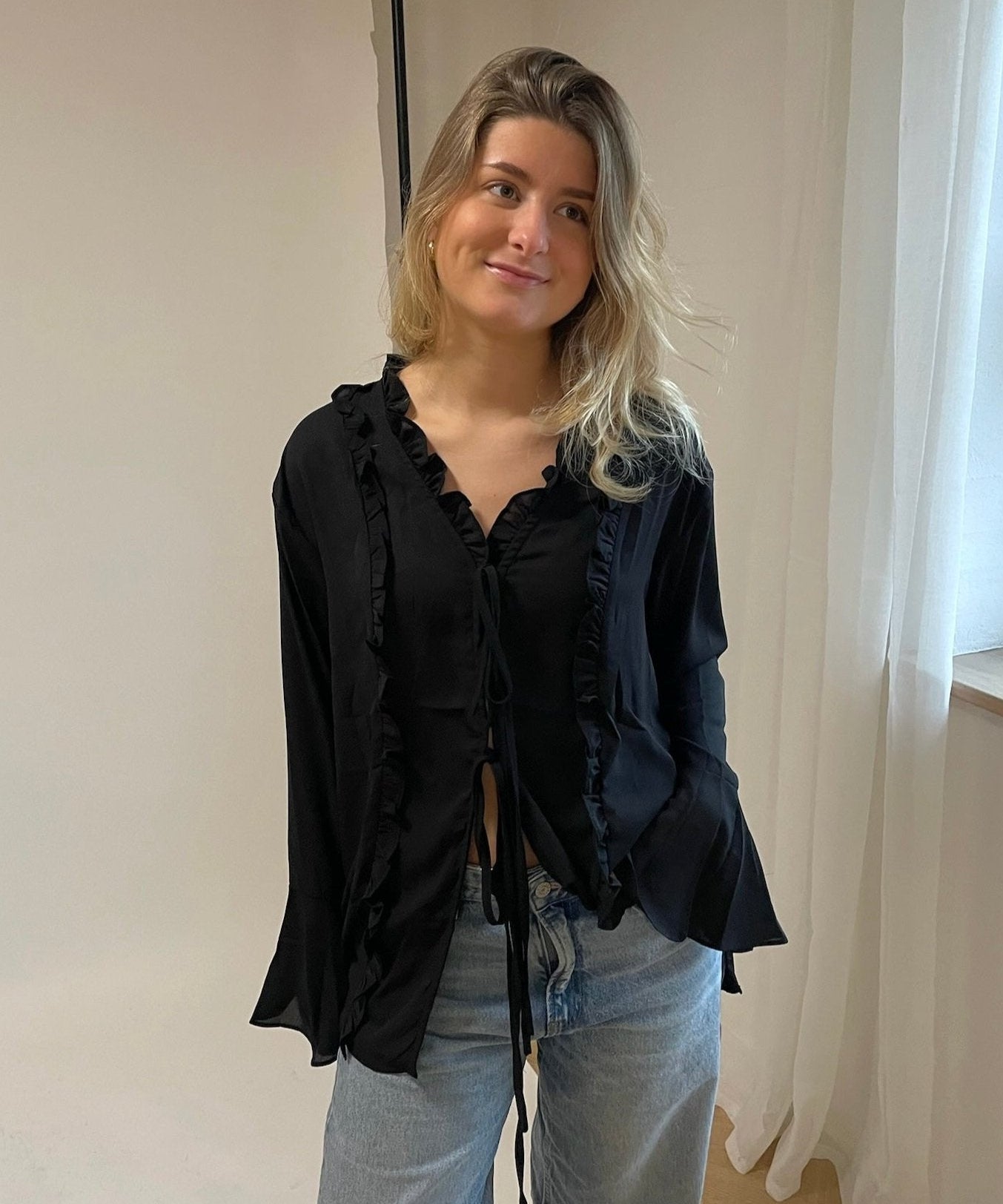 Emily Bluse - Sort - ByStenholt.dk