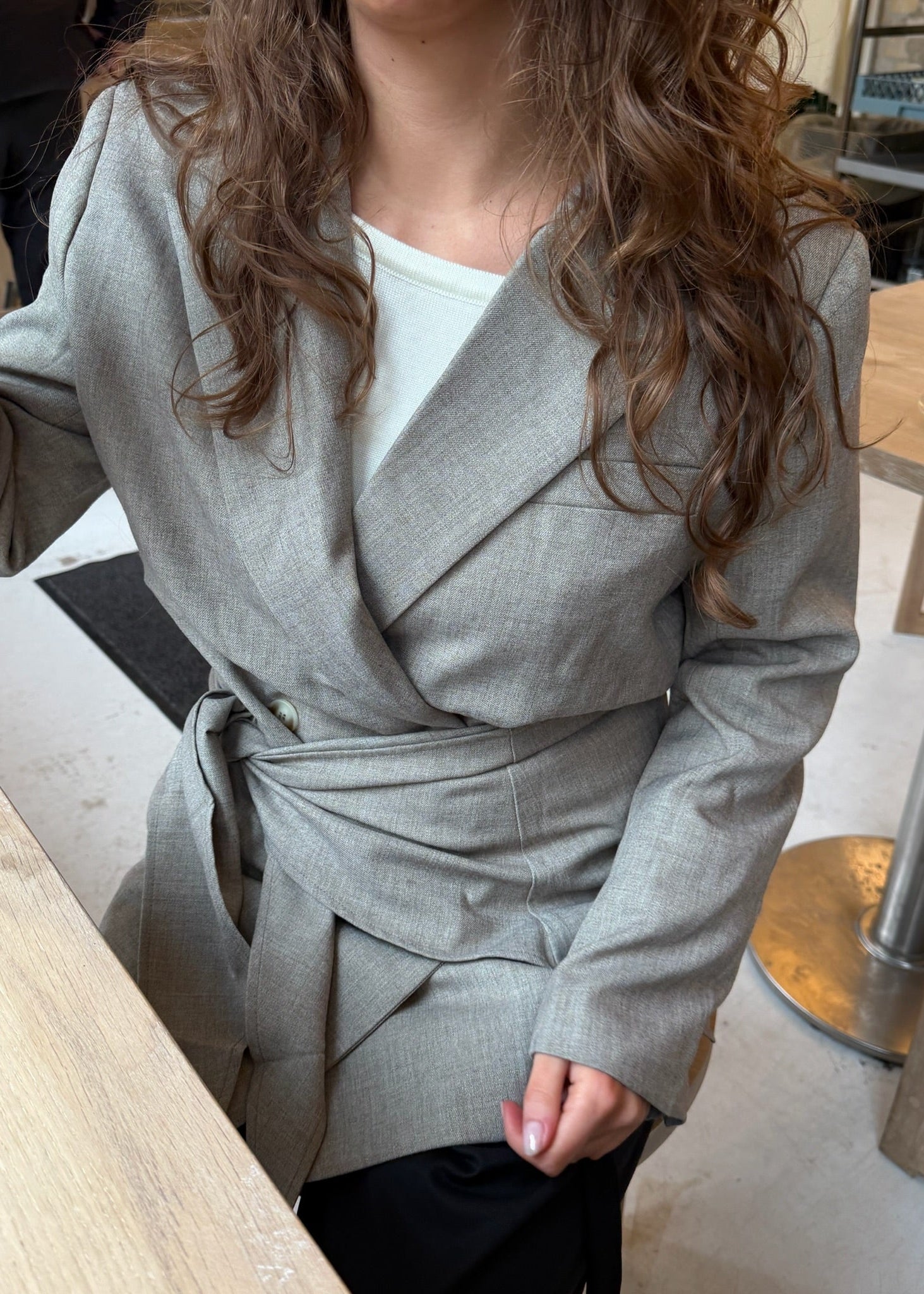 Emma Tie Blazer - Taupe - ByStenholt.dk