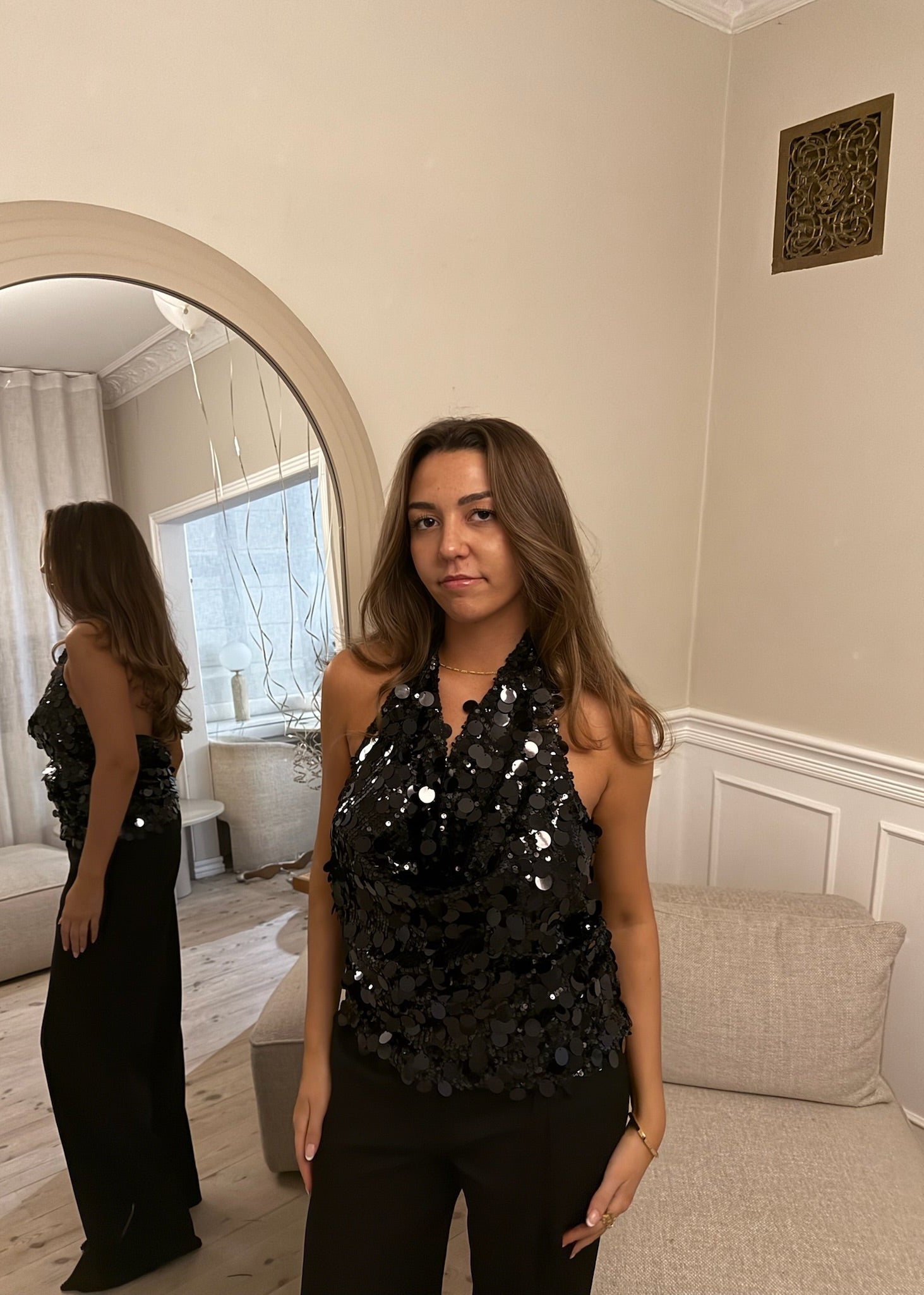 Ivy Halterneck Paillet Top - Sort - ByStenholt.dk