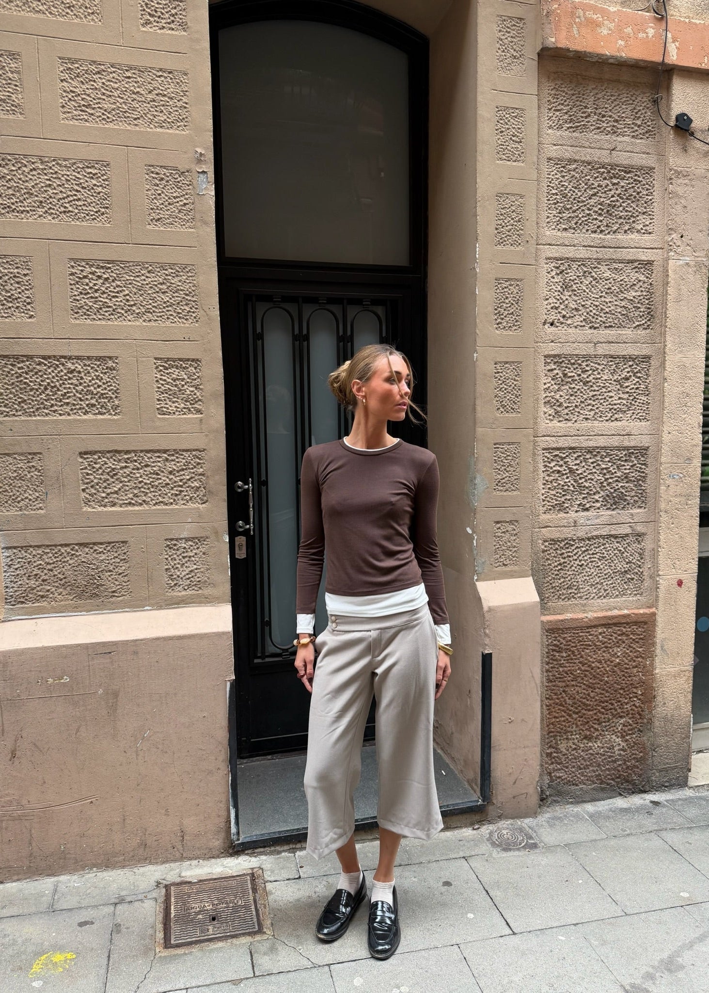 Langærmet Lag på Lag Bluse - Mørkebrun - ByStenholt.dk