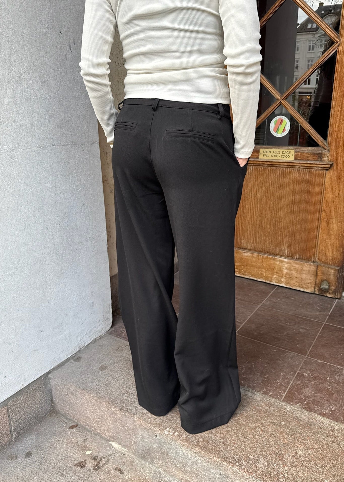 Lara Low Waist Habitbukser - Sort - ByStenholt.dk