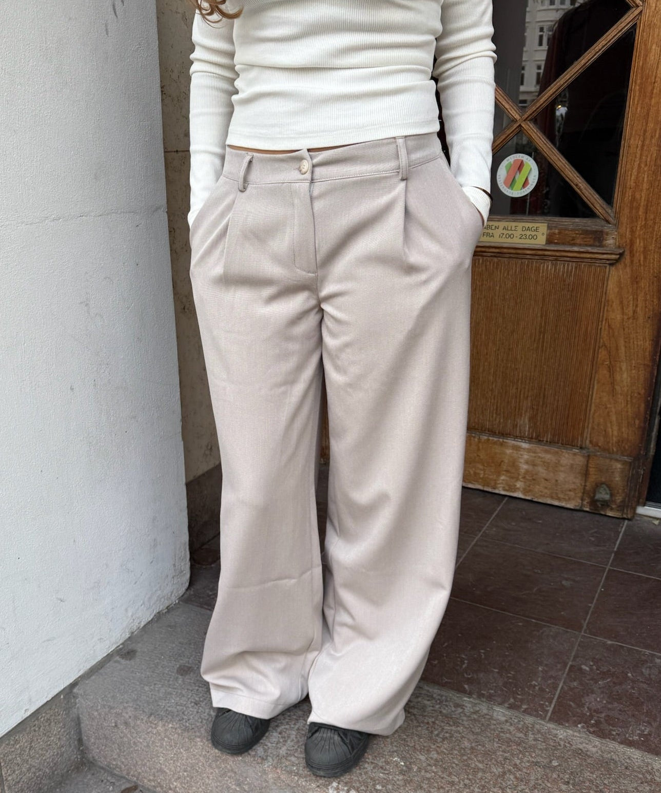 Lara Low Waist Habitbukser - Taupe - ByStenholt.dk