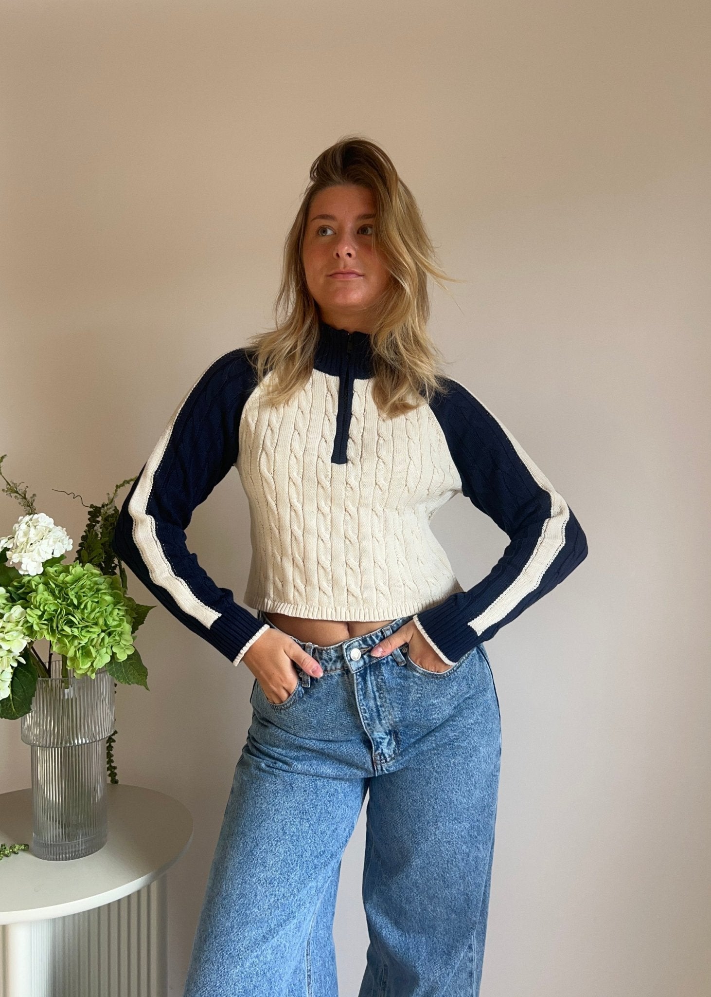 Lea Strik - Creme/Navy - ByStenholt.dk