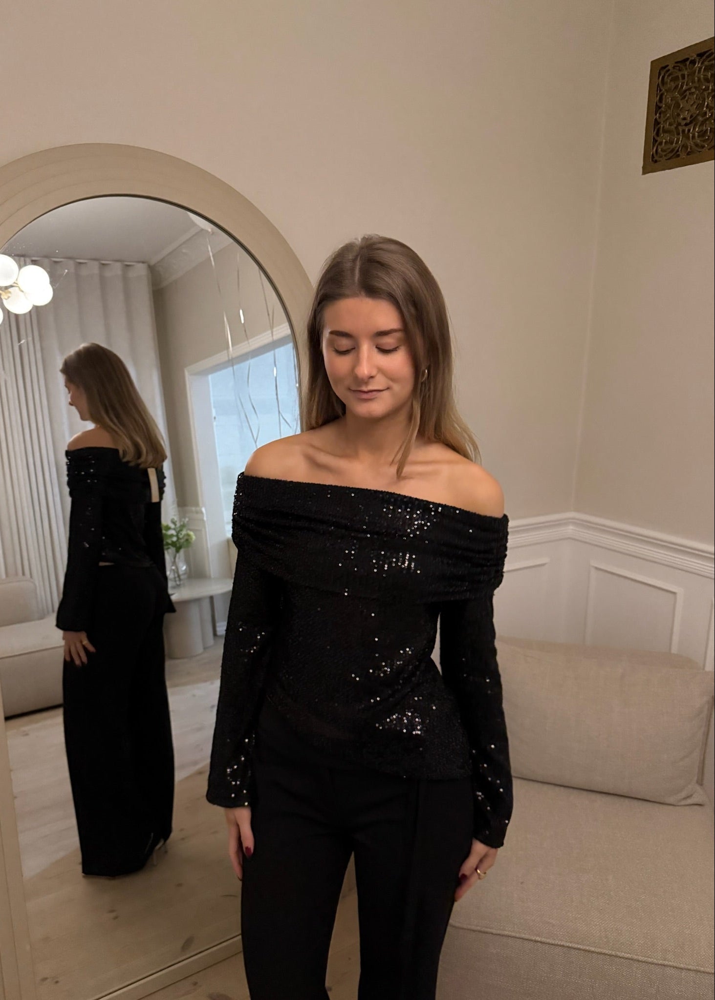 Lumi Paillet Off Shoulder Bluse - Sort - ByStenholt.dk