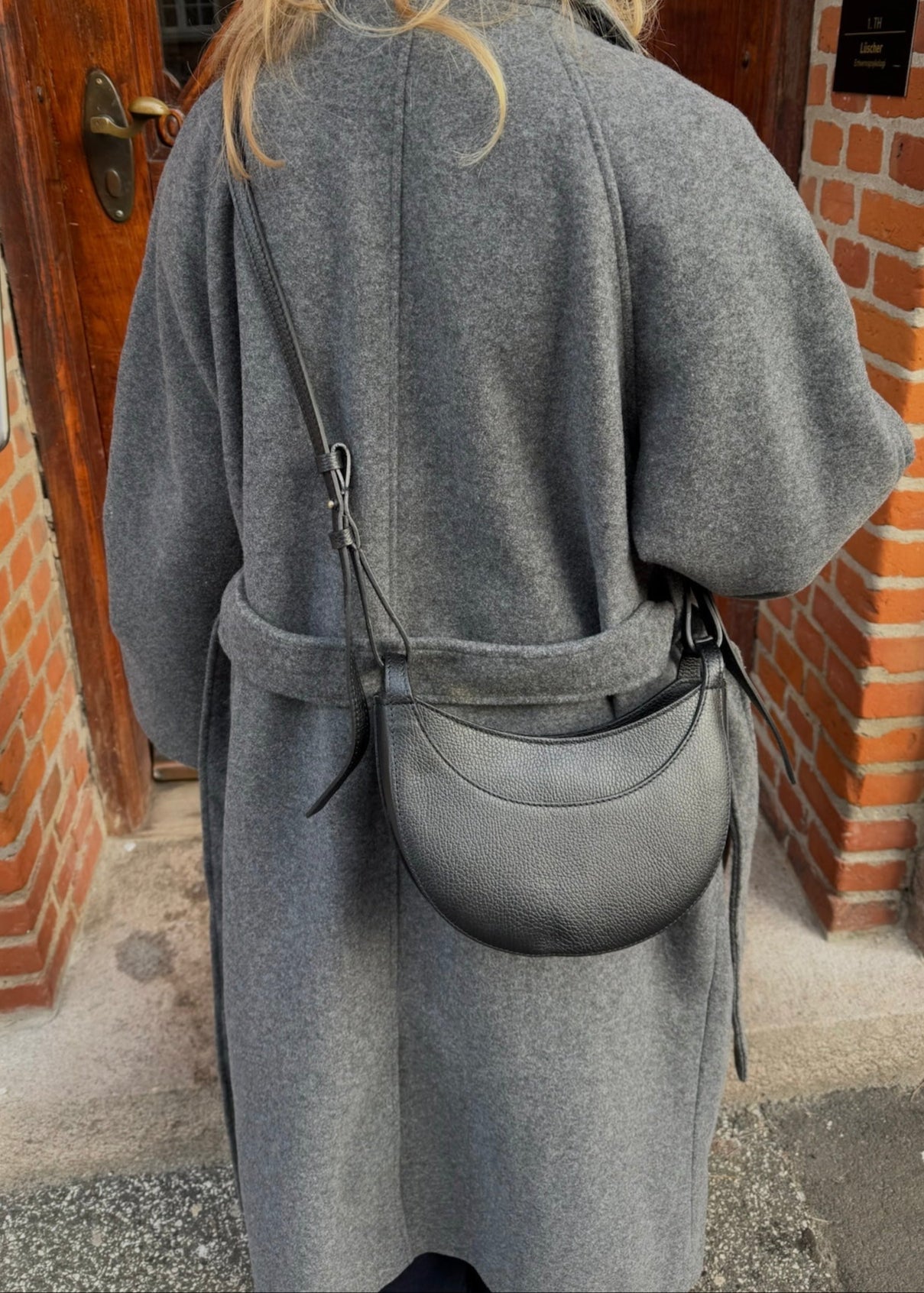 Måne Crossover Taske - Sort - ByStenholt.dk