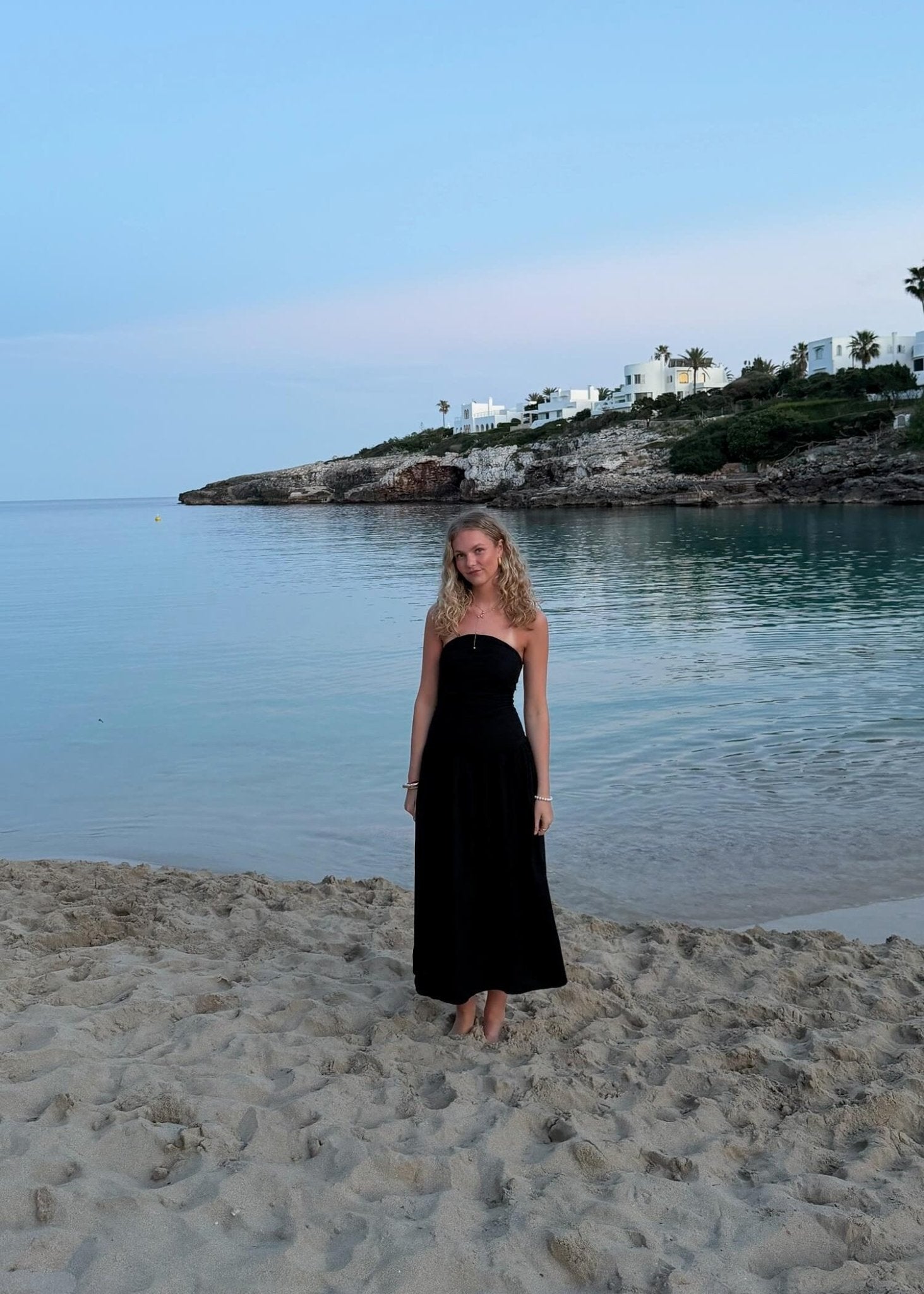 Mia Maxi Kjole - Sort - ByStenholt.dk