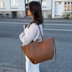 Mira Taske - Camel - ByStenholt.dk