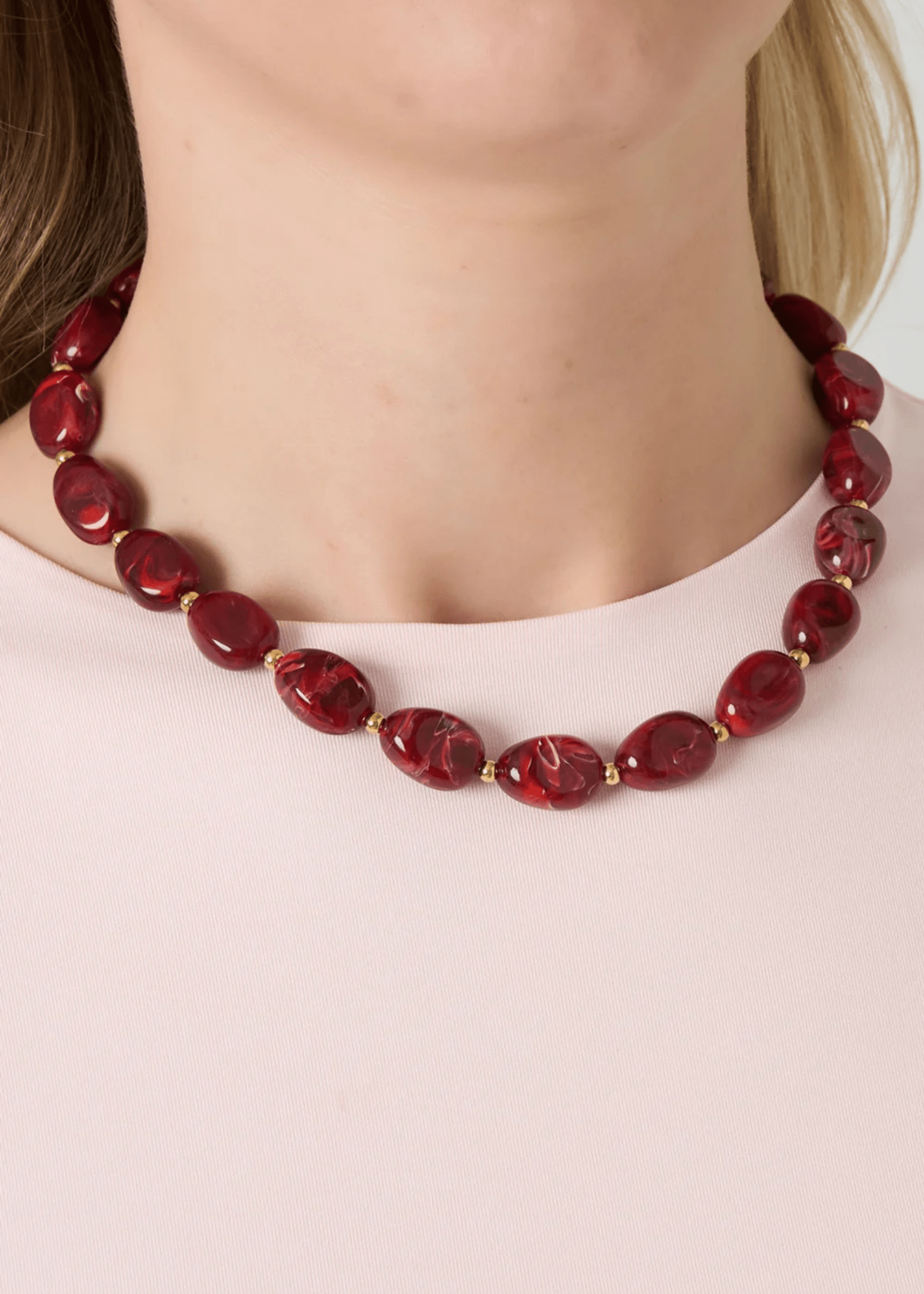 Nani Chunky Perlehalskæde - Rød - ByStenholt.dk