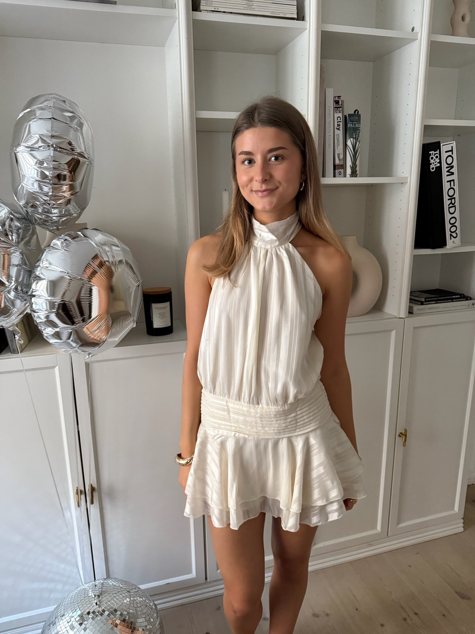 Nora Flair Mini Kjole - Creme - ByStenholt.dk