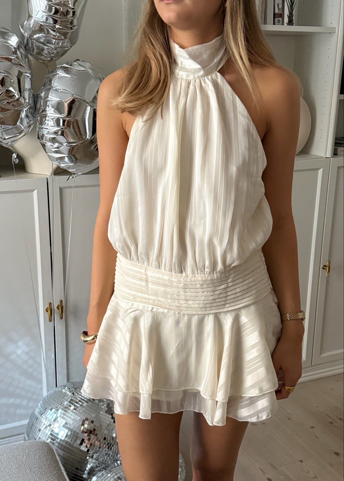 Nora Flair Mini Kjole - Creme - ByStenholt.dk