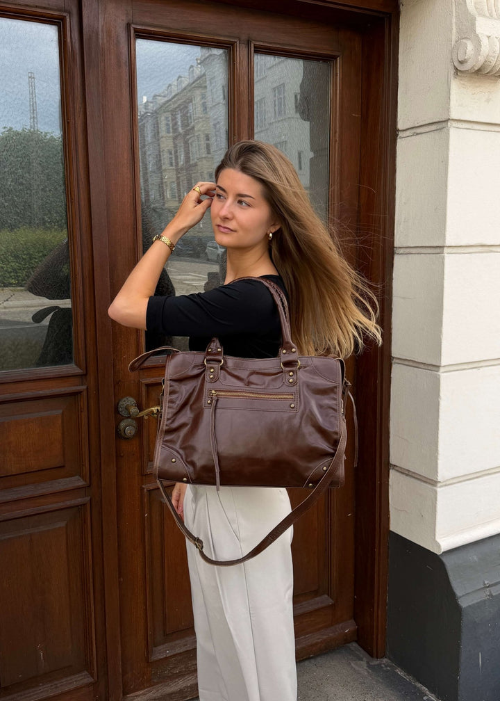 Pisa Taske - Mørkebrun - ByStenholt.dk