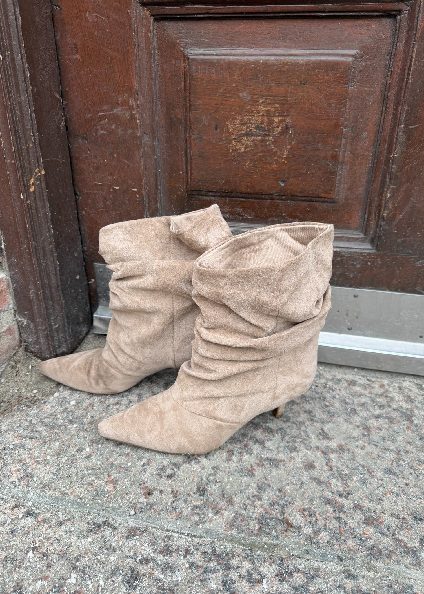 Pleated Ruskind Ankelstøvler - Beige - ByStenholt.dk