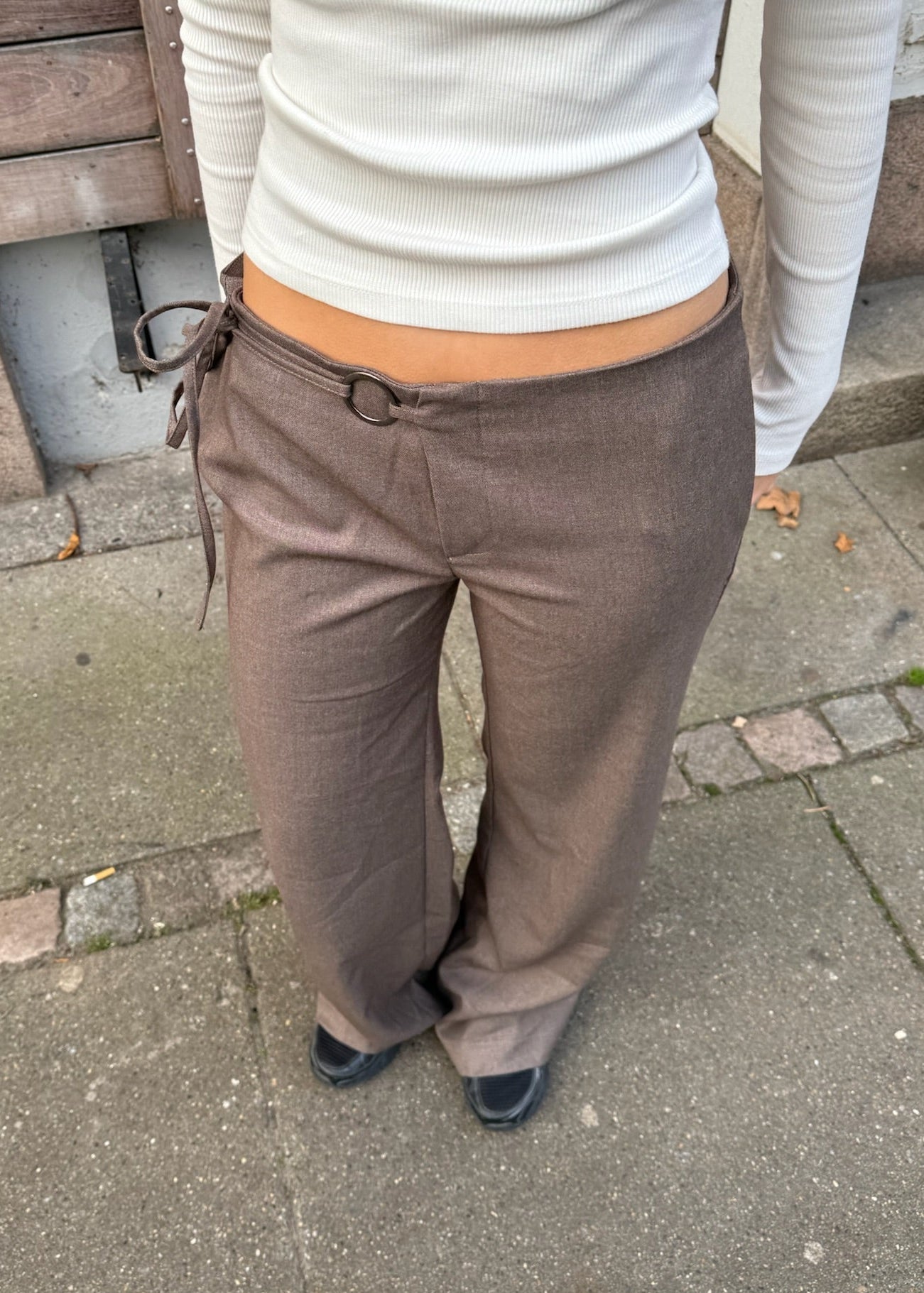 Rio Habitbukser med Metalring - Mørkebrun - ByStenholt.dk