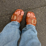 Sandaler med Spænde - Camel - ByStenholt.dk