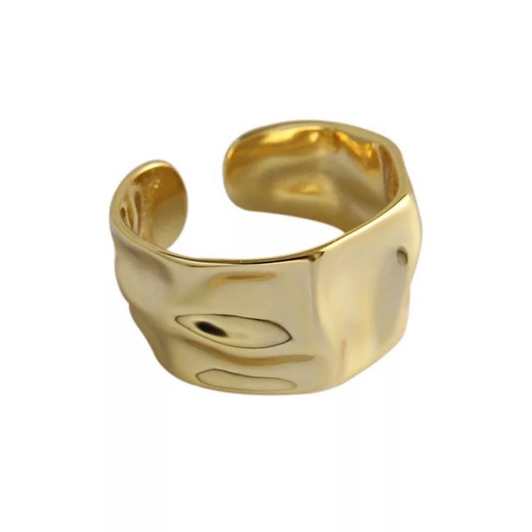 Lucca Ring - Guld - ByStenholt.dk